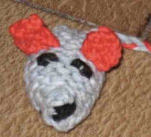 Tricoter des jouets pour chat : souris en jersey